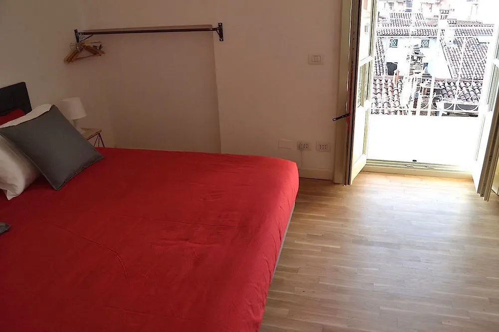 B&B Bonjour Bergamo Bed & Breakfast
